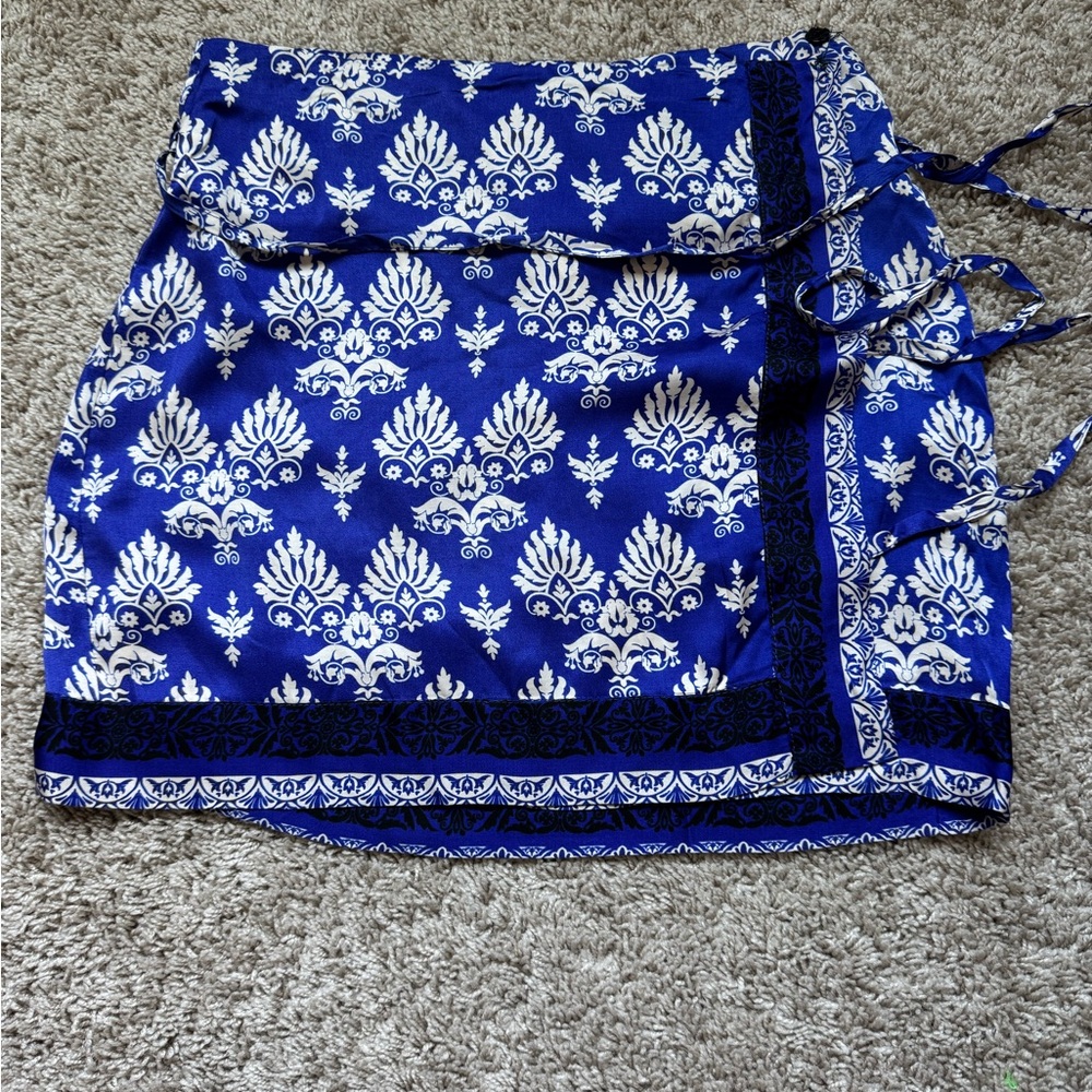 Zara Blue and White Asymmetrical Skirt